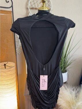 Black Open-Back Ruched Dress